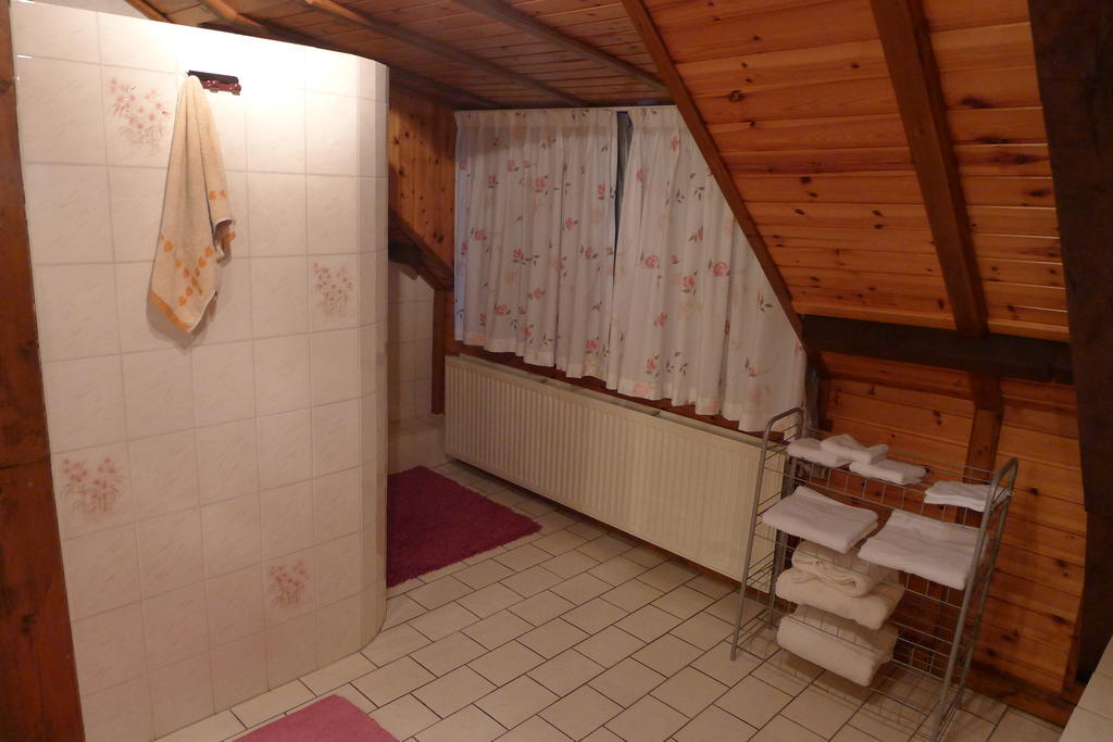 B&B De Kleine Wijngaard Roggel Phòng bức ảnh