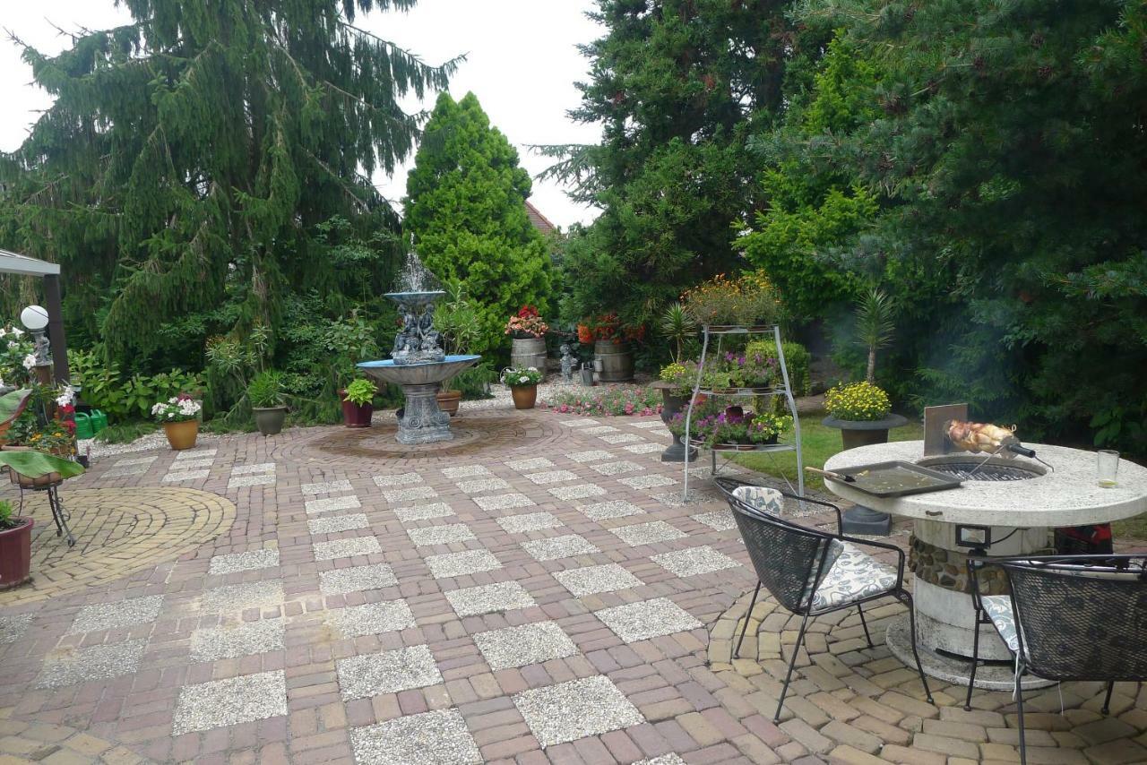 B&B De Kleine Wijngaard Roggel Ngoại thất bức ảnh